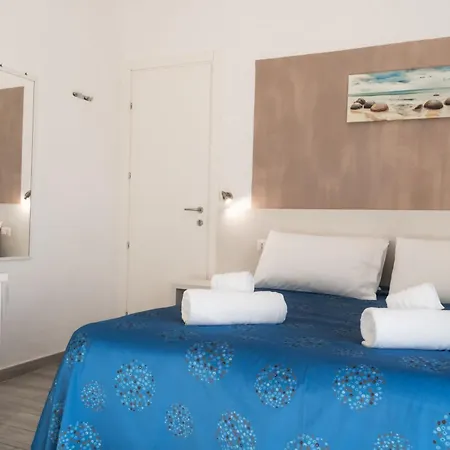 ゲストハウス Caletta Sul Mare 3*